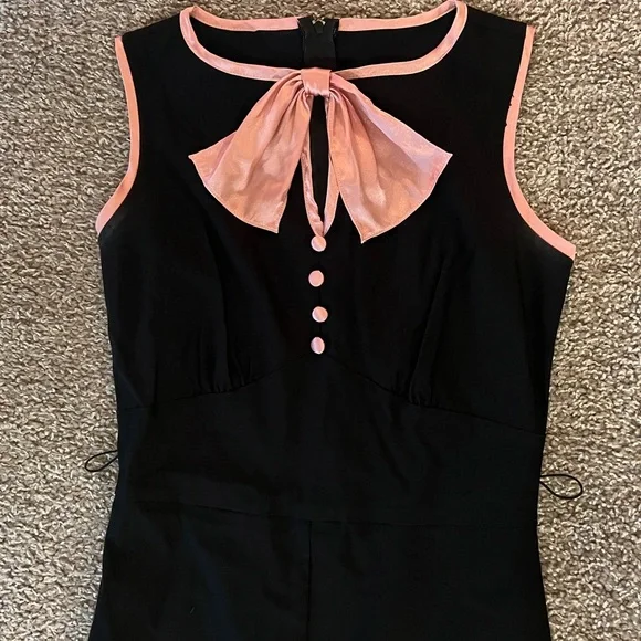 Stop Staring! Retro 30's 40’s 50’s Bombshell Dress Black With Pink Trim bow M - Picture 9 of 9